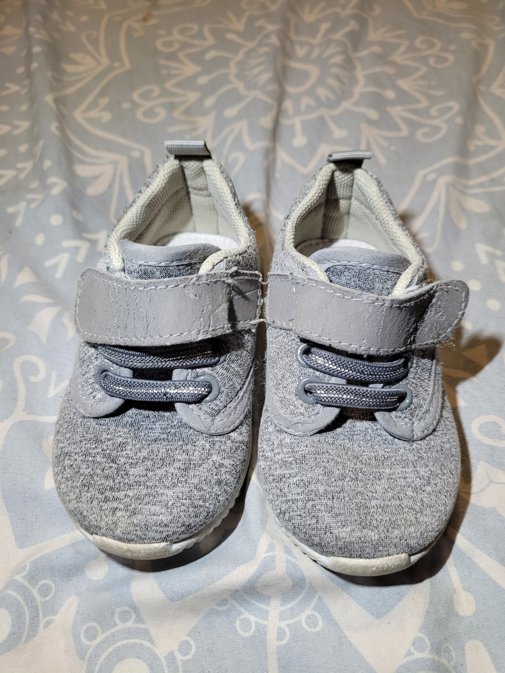 Source Unknown Gray Toddler Slip-On Sneakers with Hook-and-Loop Strap